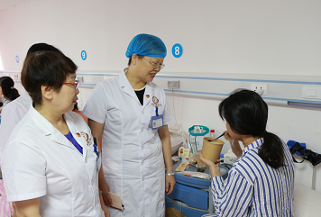 昆明白癜风医院:暑期强化治疗,儿科门诊专家“一对一”诊疗